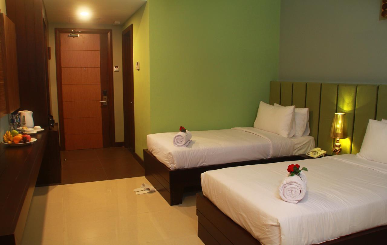 Sutanraja Hotel Kotamobagu Dış mekan fotoğraf